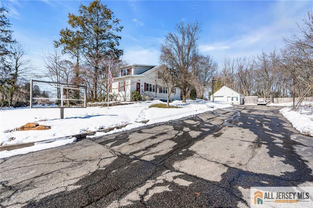 3960 Highway 516 Highway Old Bridge NJ 07747