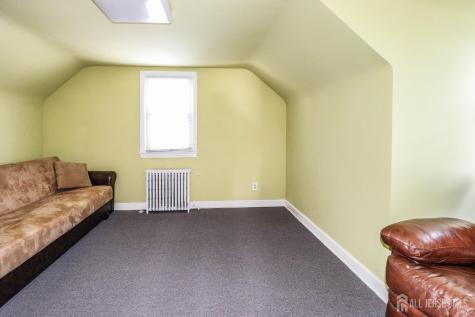 279 Amboy Avenue Woodbridge Proper NJ 07095