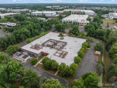 2200 Cottontail Lane Franklin Twsp NJ 08873