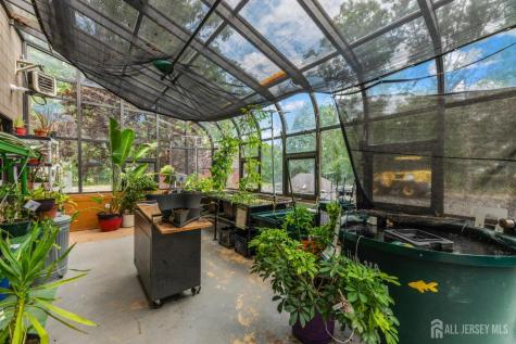 2200 Cottontail Lane Franklin Twsp NJ 08873