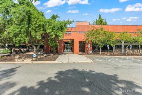 2200 Cottontail Lane Franklin Twsp NJ 08873