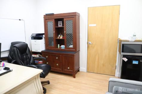 6 Kilmer Road Edison NJ 08817