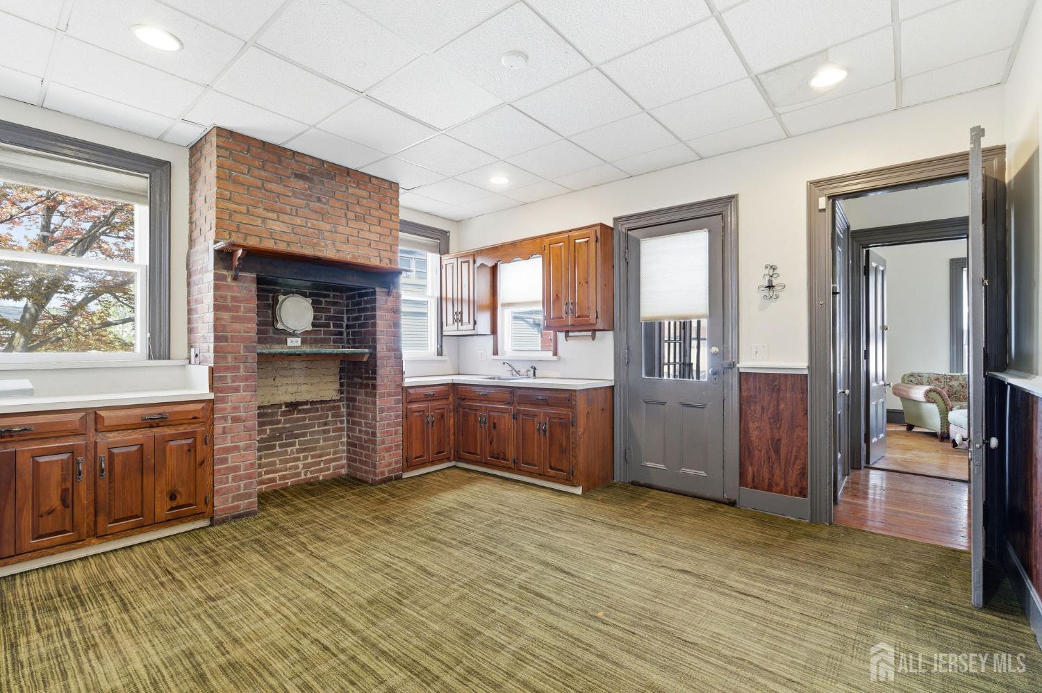 30 W Somerset Street W Raritan NJ 08869