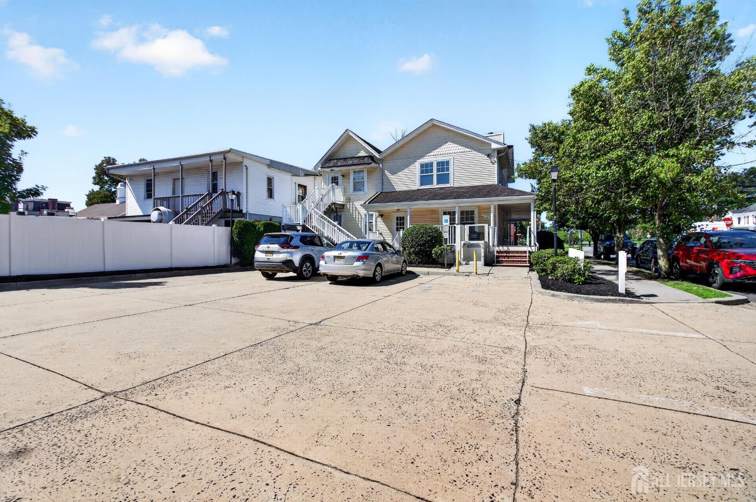29 E Railroad Avenue E Jamesburg NJ 08831