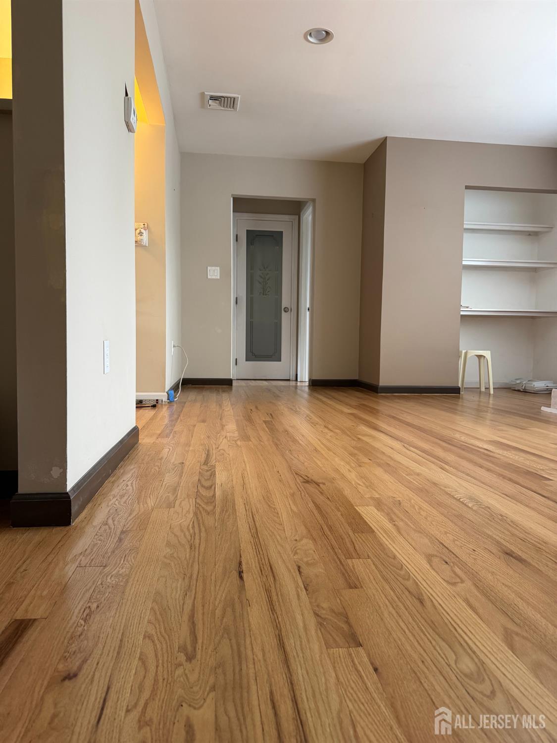160 Evergreen Road Edison NJ 08837