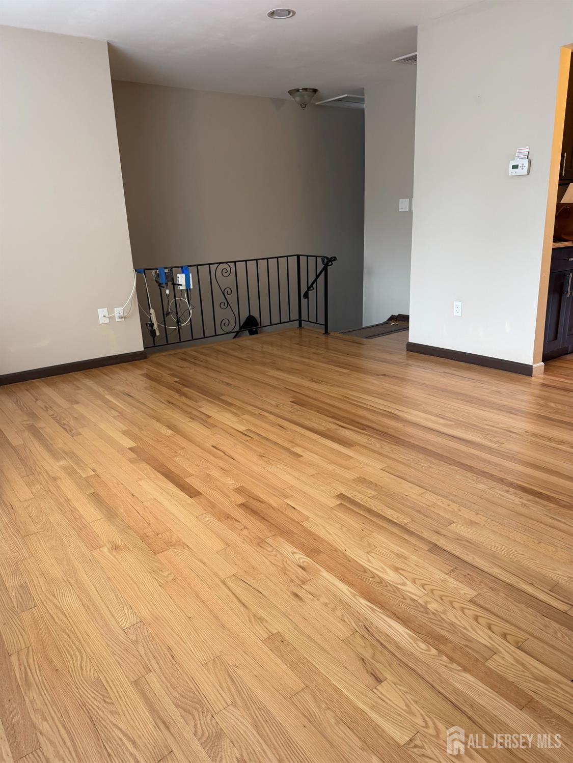 160 Evergreen Road Edison NJ 08837