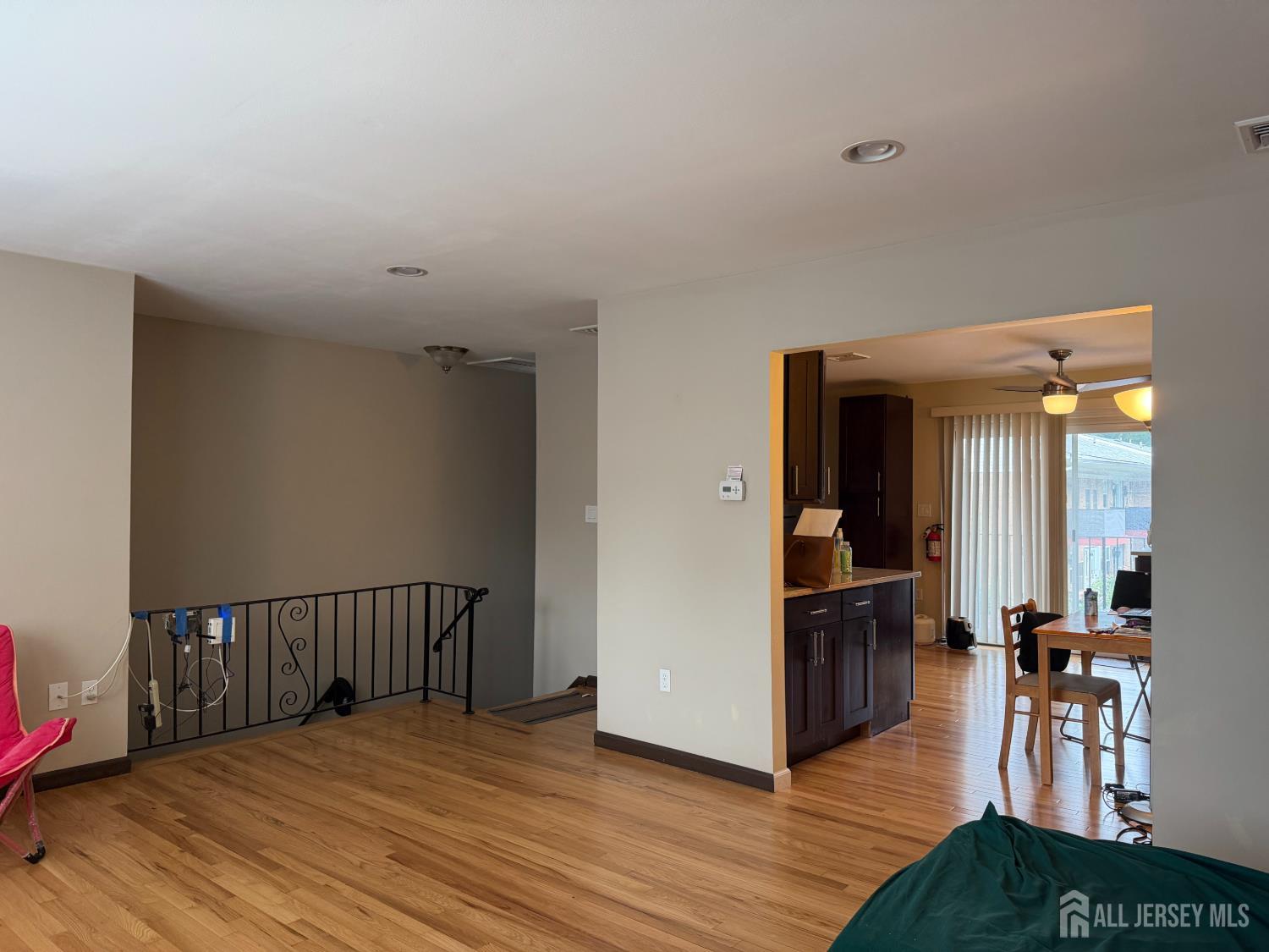 160 Evergreen Road Edison NJ 08837