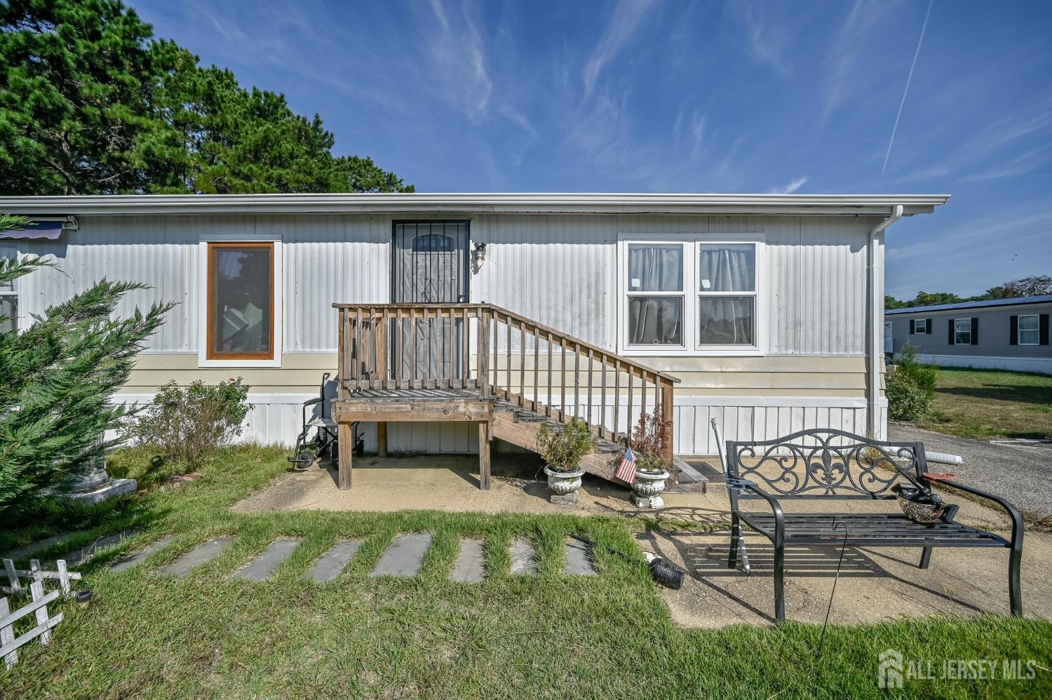 6 Tern Court Manchester NJ 08759