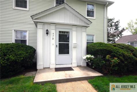 97 Glenwood Lane Monroe NJ 08831
