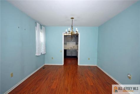 97 Glenwood Lane Monroe NJ 08831