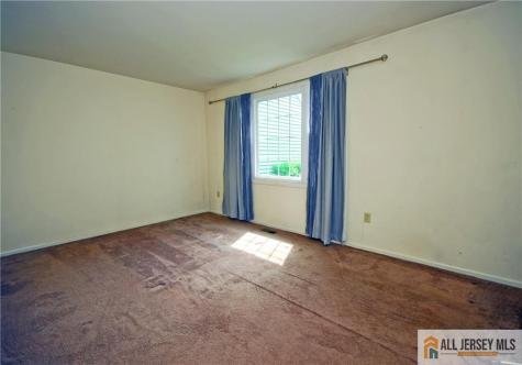 97 Glenwood Lane Monroe NJ 08831