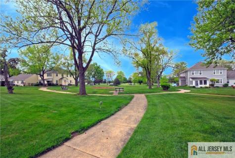 97 Glenwood Lane Monroe NJ 08831