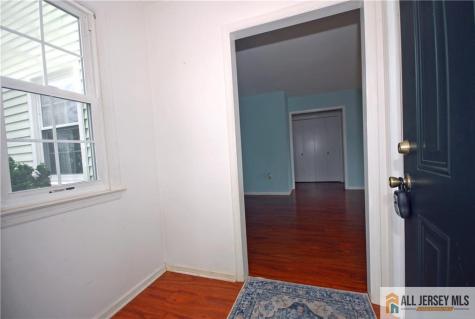 97 Glenwood Lane Monroe NJ 08831