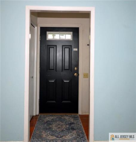 97 Glenwood Lane Monroe NJ 08831