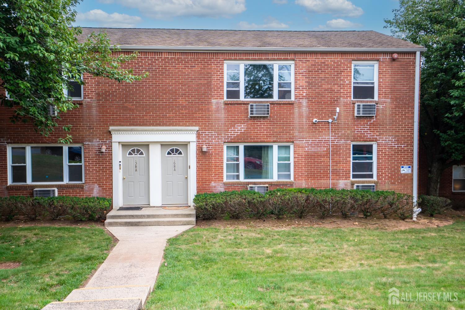 93 Fox Road Edison NJ 08817
