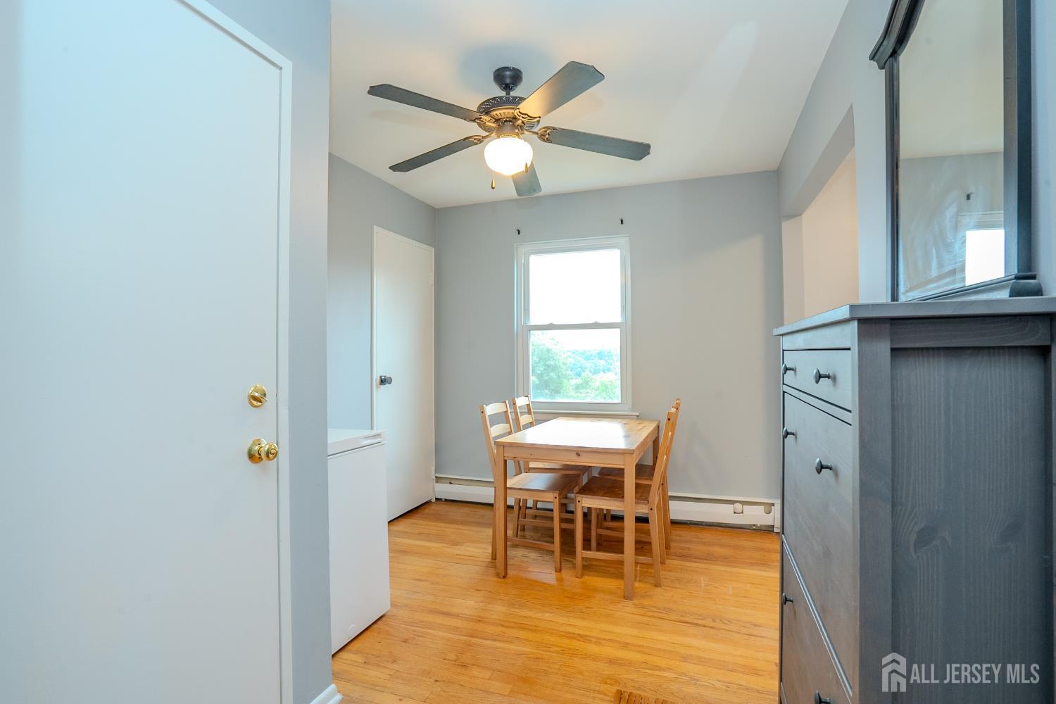 93 Fox Road Edison NJ 08817