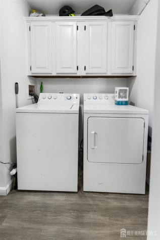 38 Helen Avenue Avenel NJ 07001