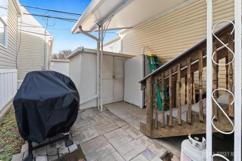 38 Helen Avenue Avenel NJ 07001