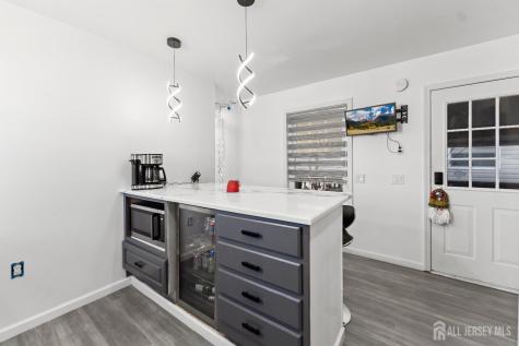 38 Helen Avenue Avenel NJ 07001
