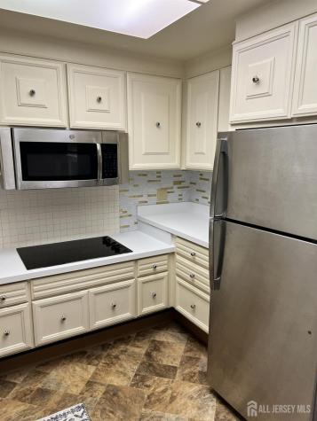 107 Hanover Lane Monroe NJ 08831