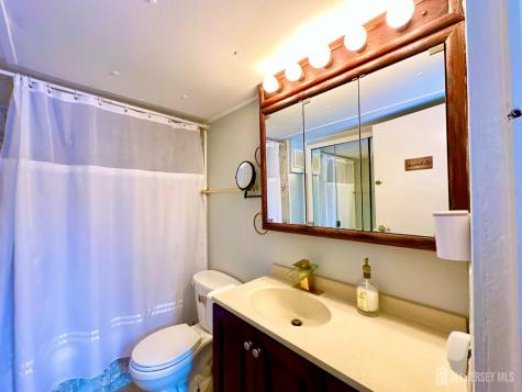 26 Dalbert Street Carteret NJ 07008