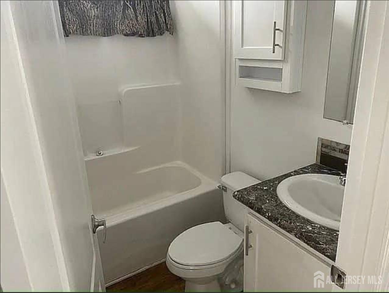 62 Freddie Avenue Avenel NJ 07001