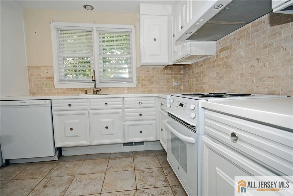 64 Amherst Lane Monroe NJ 08831