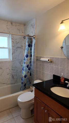 182 Evergreen Road Edison NJ 08837