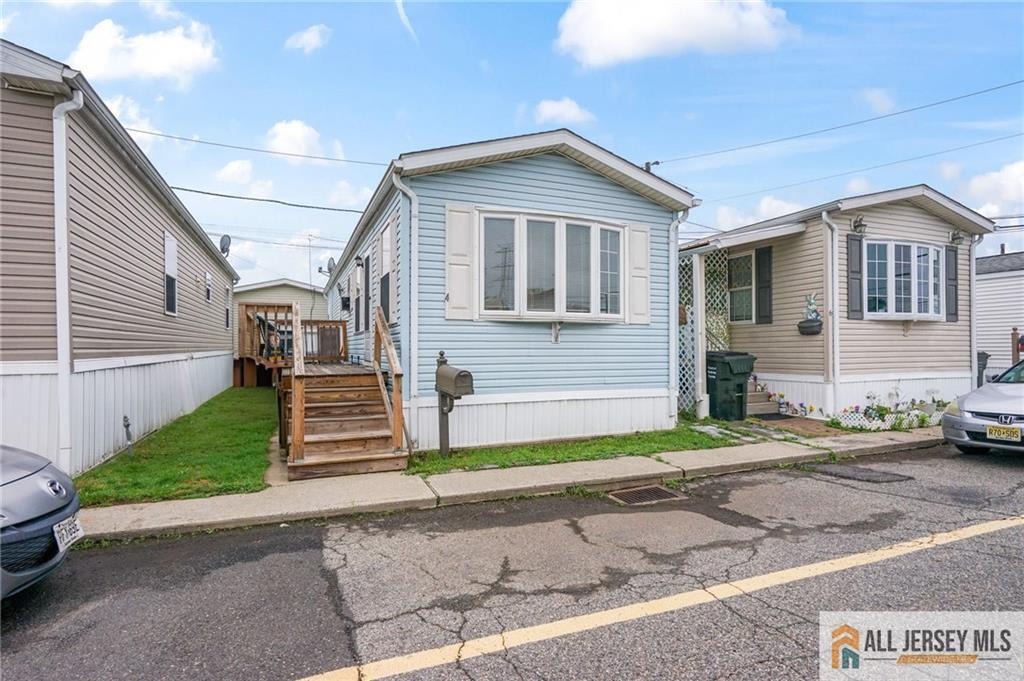 4 Jessie Lane Avenel NJ 07001