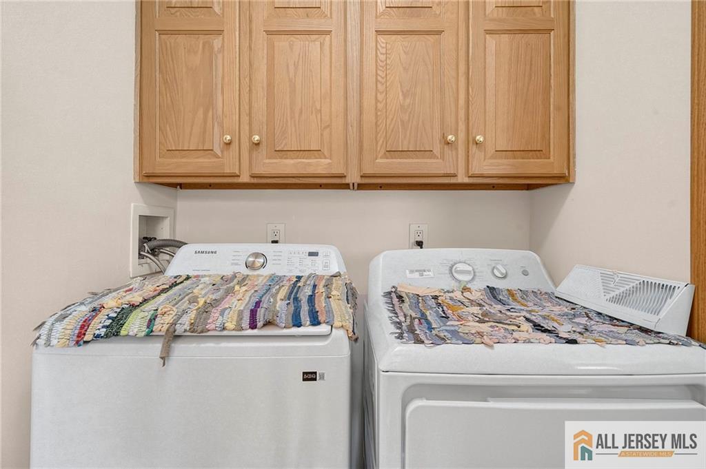 4 Jessie Lane Avenel NJ 07001