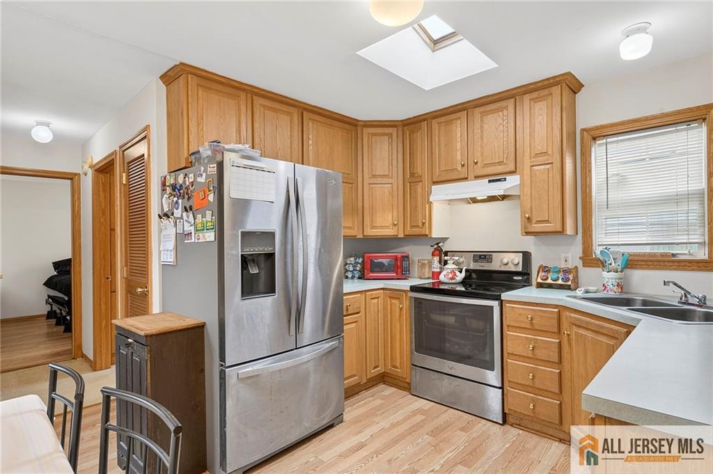 4 Jessie Lane Avenel NJ 07001