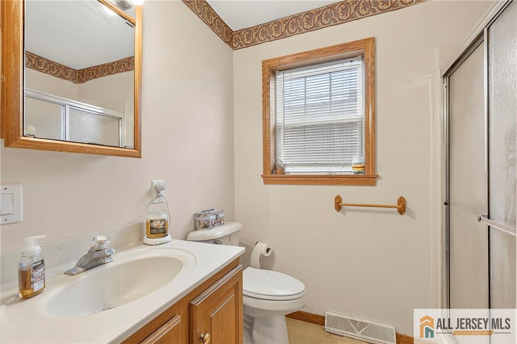 4 Jessie Lane Avenel NJ 07001