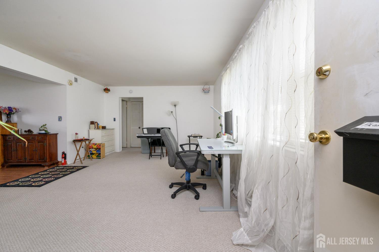 32 Judson Street Edison NJ 08837