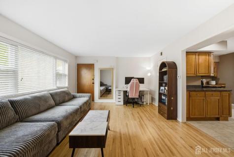 187 Evergreen Road Edison NJ 08837