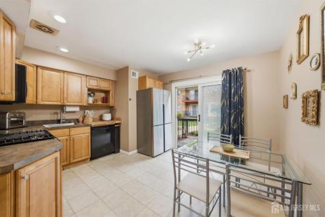 187 Evergreen Road Edison NJ 08837