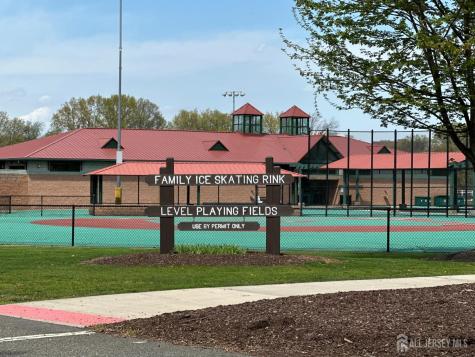 187 Evergreen Road Edison NJ 08837