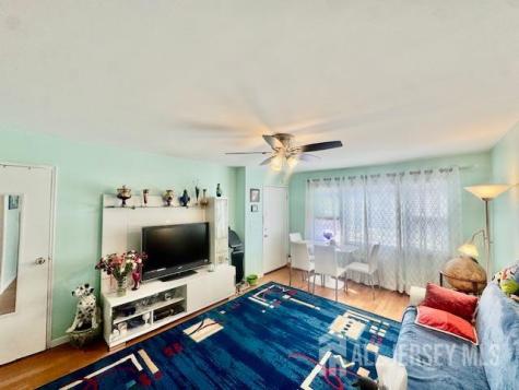 88 Fox Road Edison NJ 08817