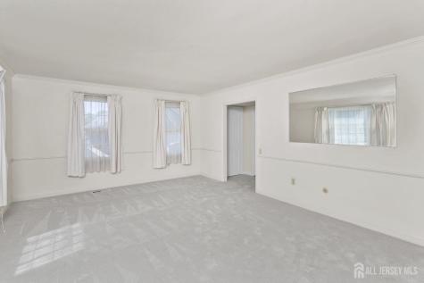 27 Bradford Lane Monroe NJ 08831