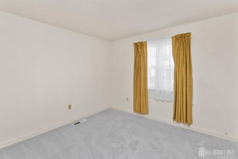 27 Bradford Lane Monroe NJ 08831
