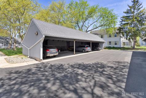 27 Bradford Lane Monroe NJ 08831