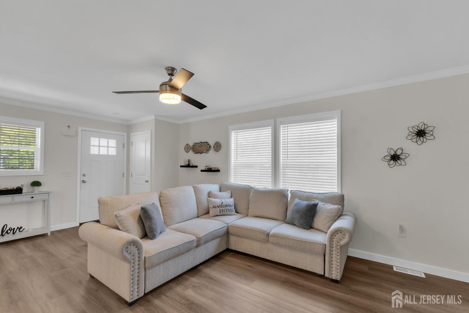 15 Sheryl Court Spotswood NJ 08884