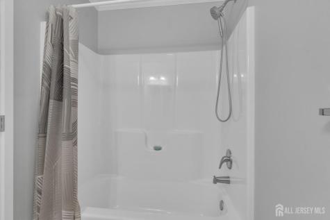 15 Sheryl Court Spotswood NJ 08884
