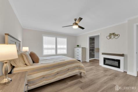 15 Sheryl Court Spotswood NJ 08884