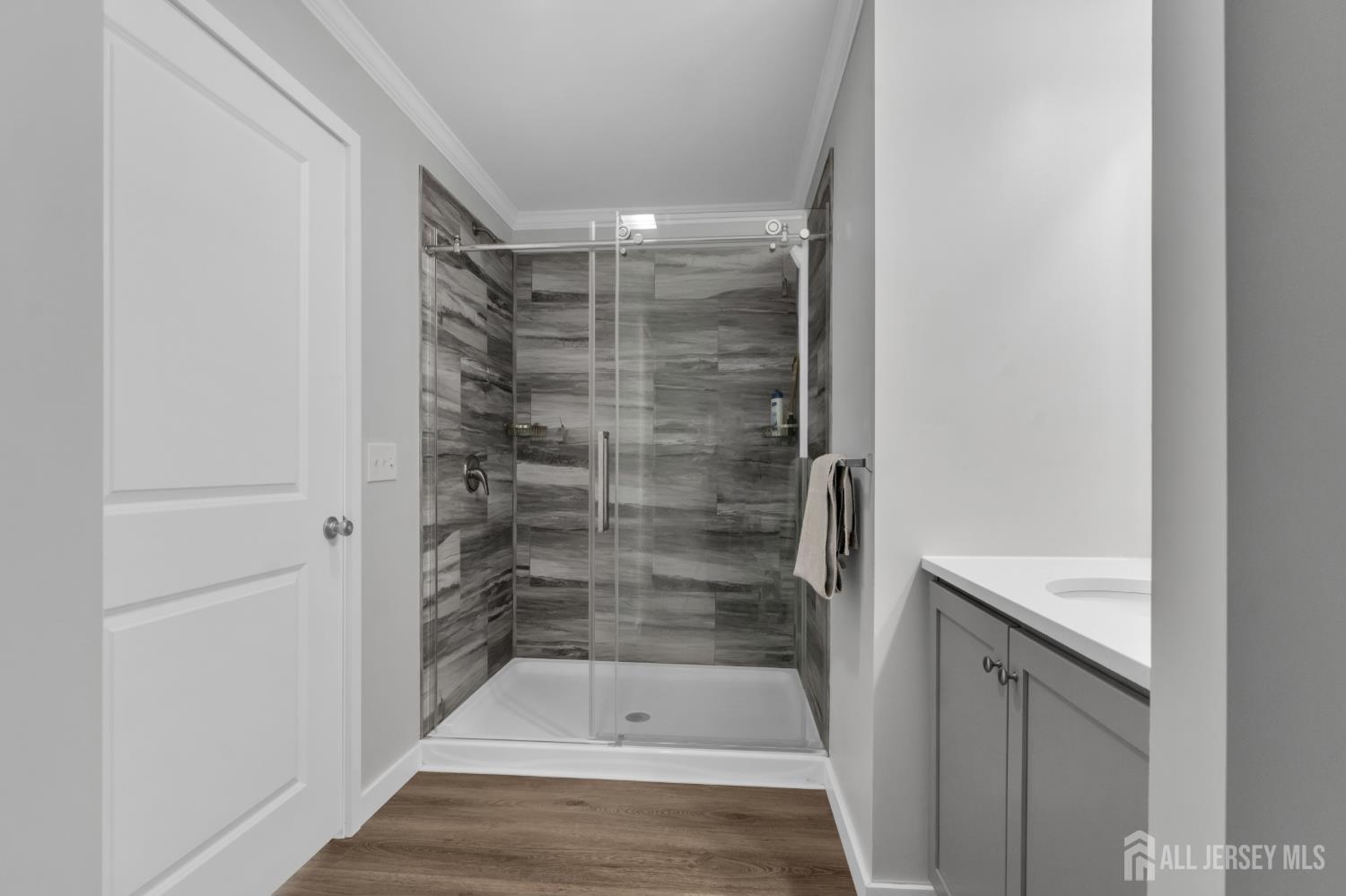 15 Sheryl Court Spotswood NJ 08884