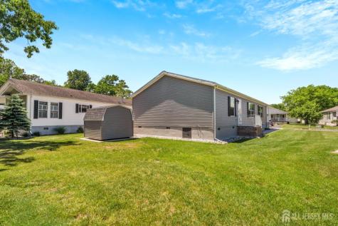 15 Sheryl Court Spotswood NJ 08884