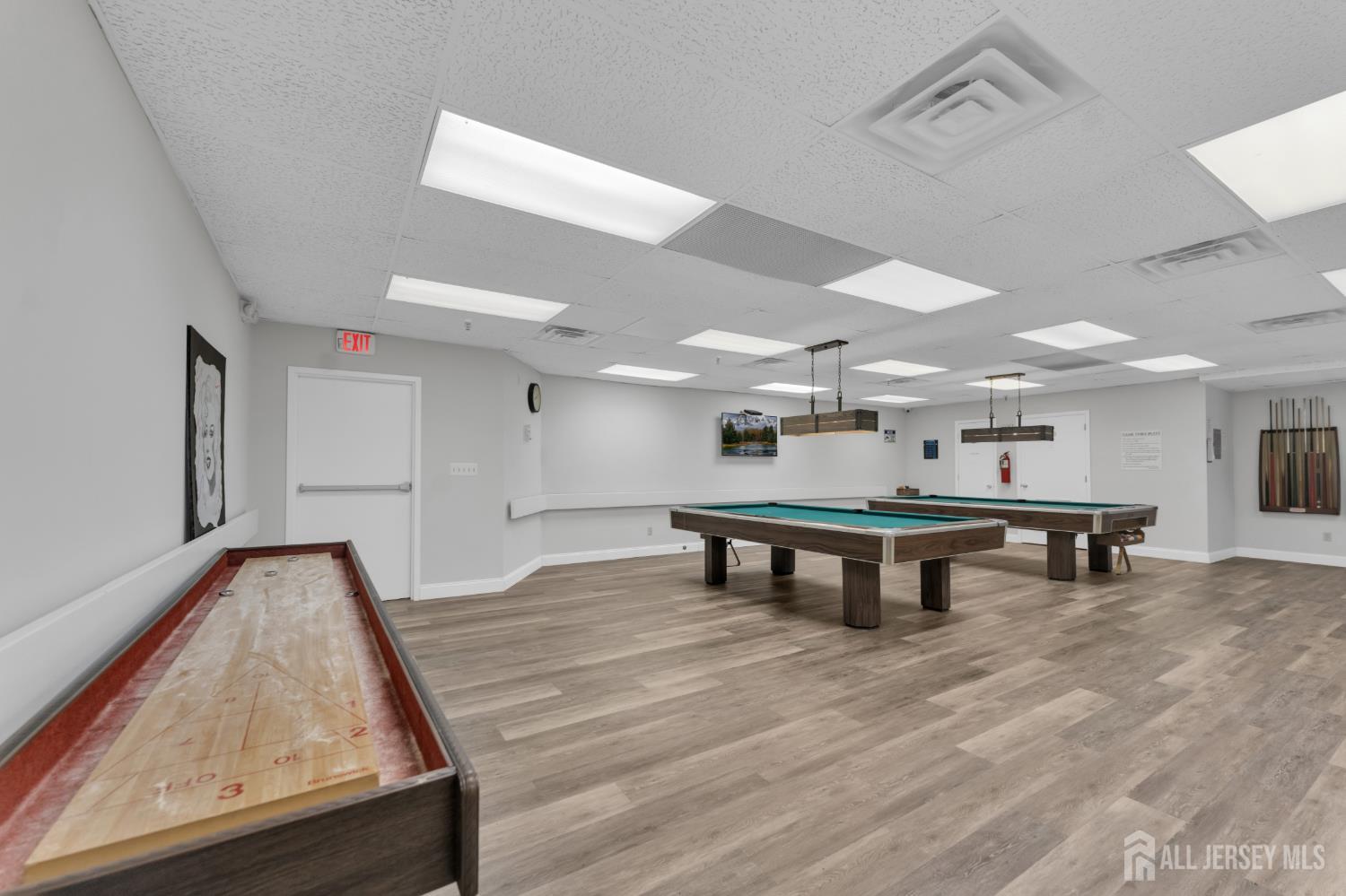 15 Sheryl Court Spotswood NJ 08884