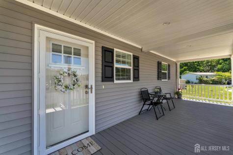 15 Sheryl Court Spotswood NJ 08884