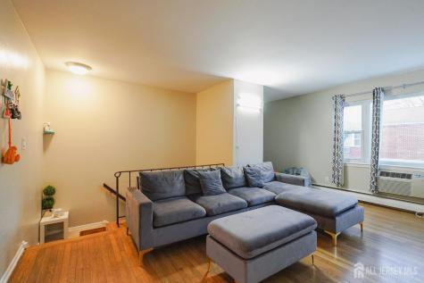 72 Fox Road Edison NJ 08817