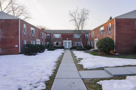 72 Fox Road Edison NJ 08817