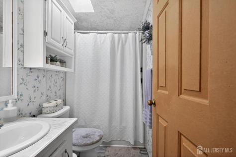 4 South Drive East Windsor NJ 08520